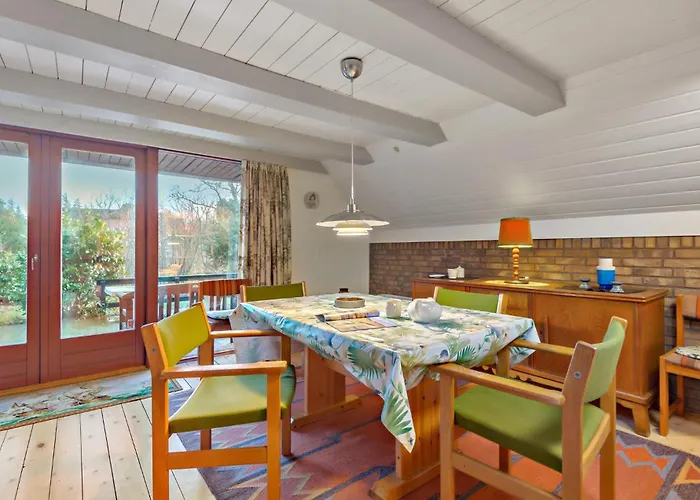 Casa vacanze 3 Bedroom Lovely In Henne Henne Strand