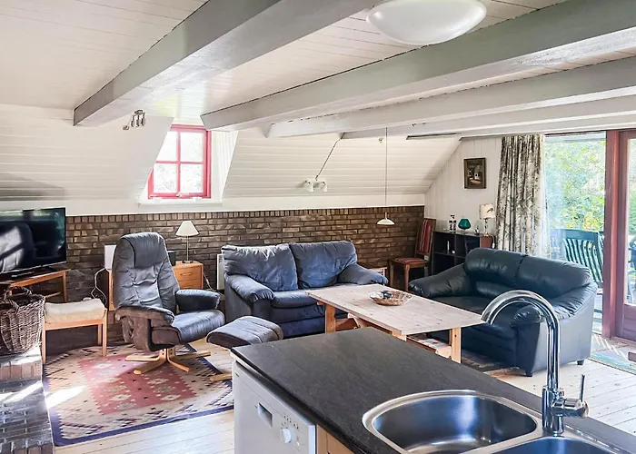 Casa vacanze 3 Bedroom Lovely In Henne *