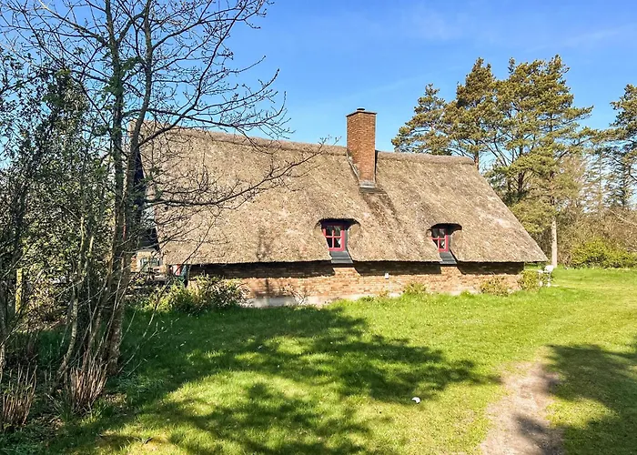 3 Bedroom Lovely In Henne Henne Strand